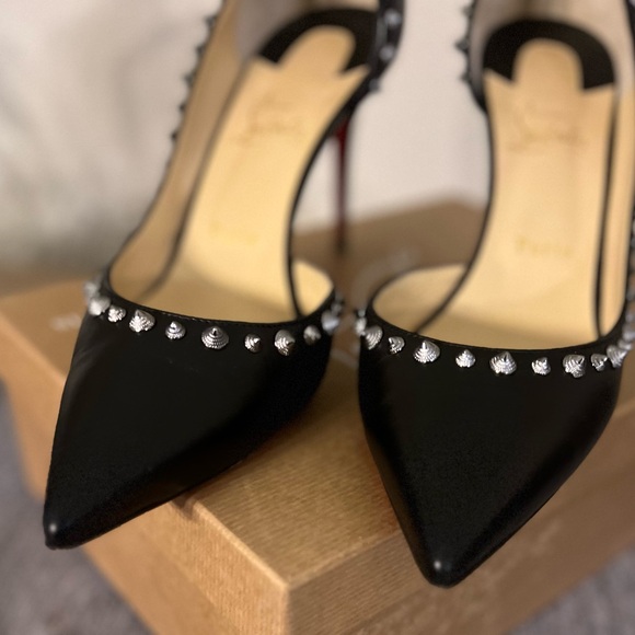 Genuine Christian Louboutin shoes. - Picture 4 of 8